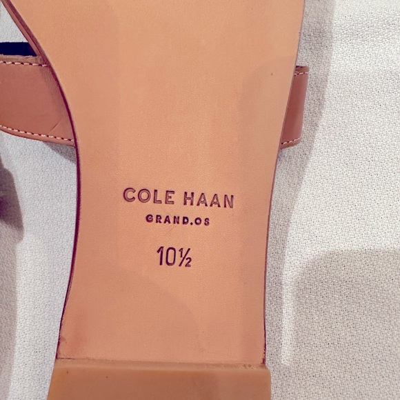 NEW Cole Haan Genuine Leather Grand OS tan slide sandals, size 10.5 - Picture 4 of 6
